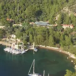 Flora Ξενοδοχείο 3*