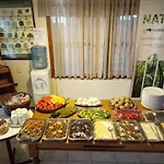 Ξενοδοχείο Flora 3*