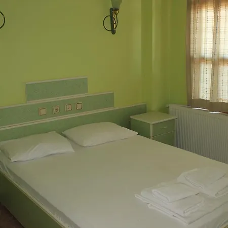 Flora Otel