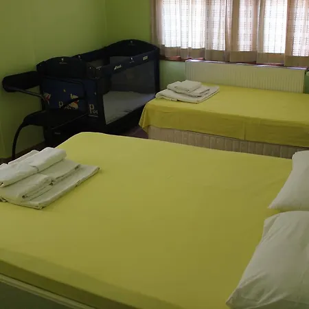 Otel Flora