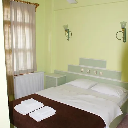 Hotel Flora 3*