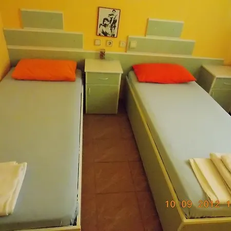 Flora Otel 3*