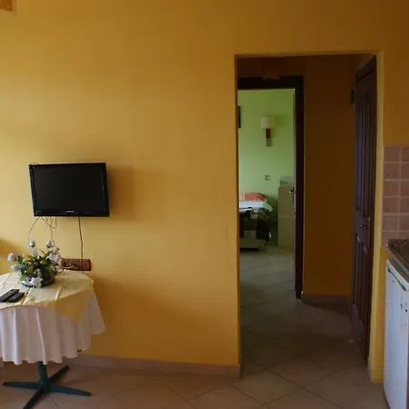Flora Otel