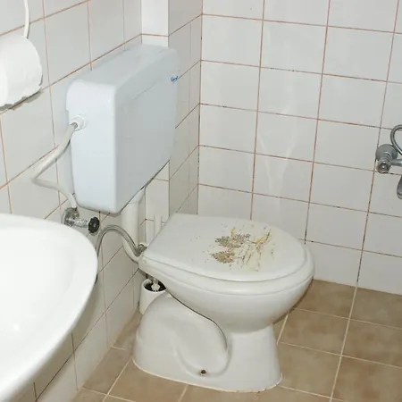Otel Flora 3*