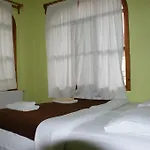 Flora Hotel 3*