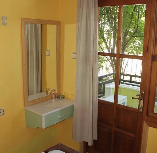 Ξενοδοχείο Flora